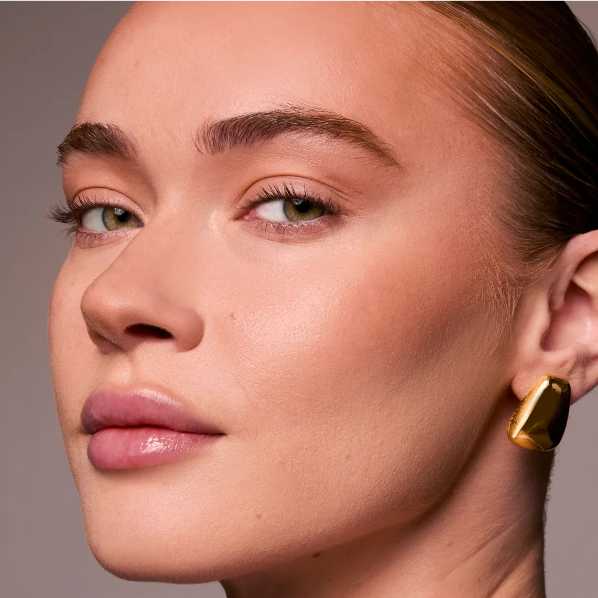 cream contour palette